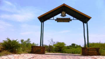 Der Eingang zum Lake-Manyara-Nationalpark